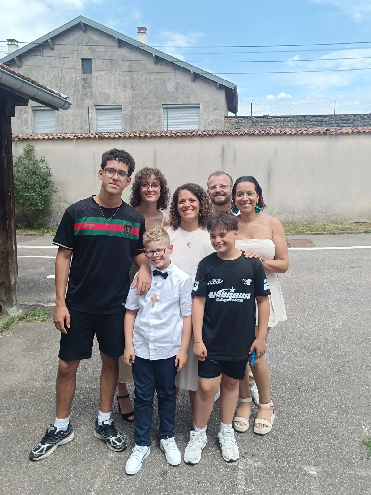 Photo de famille prise lors de la journée de communion